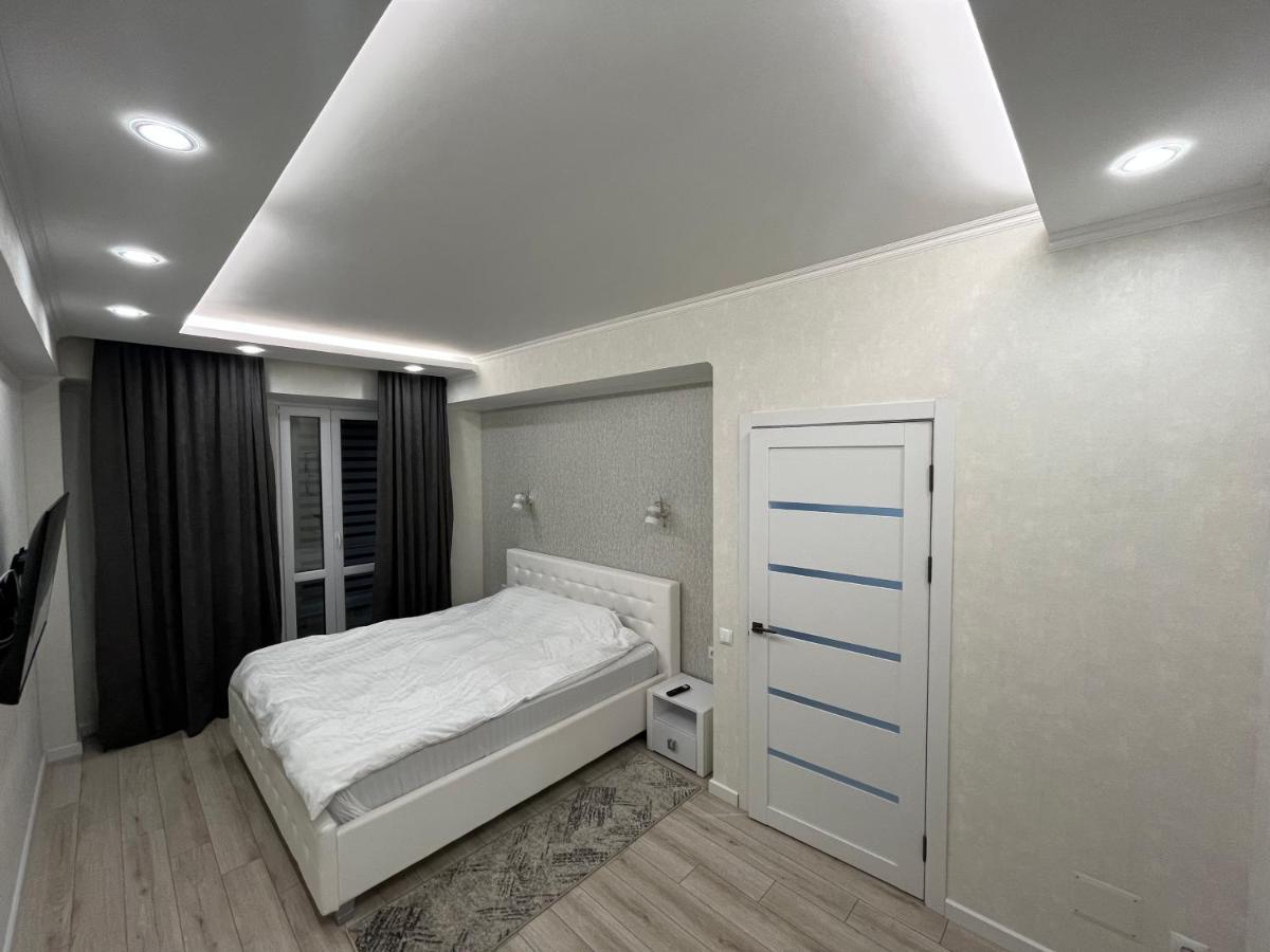 Dendrarium Park Apartment คีชีเนา ภายนอก รูปภาพ